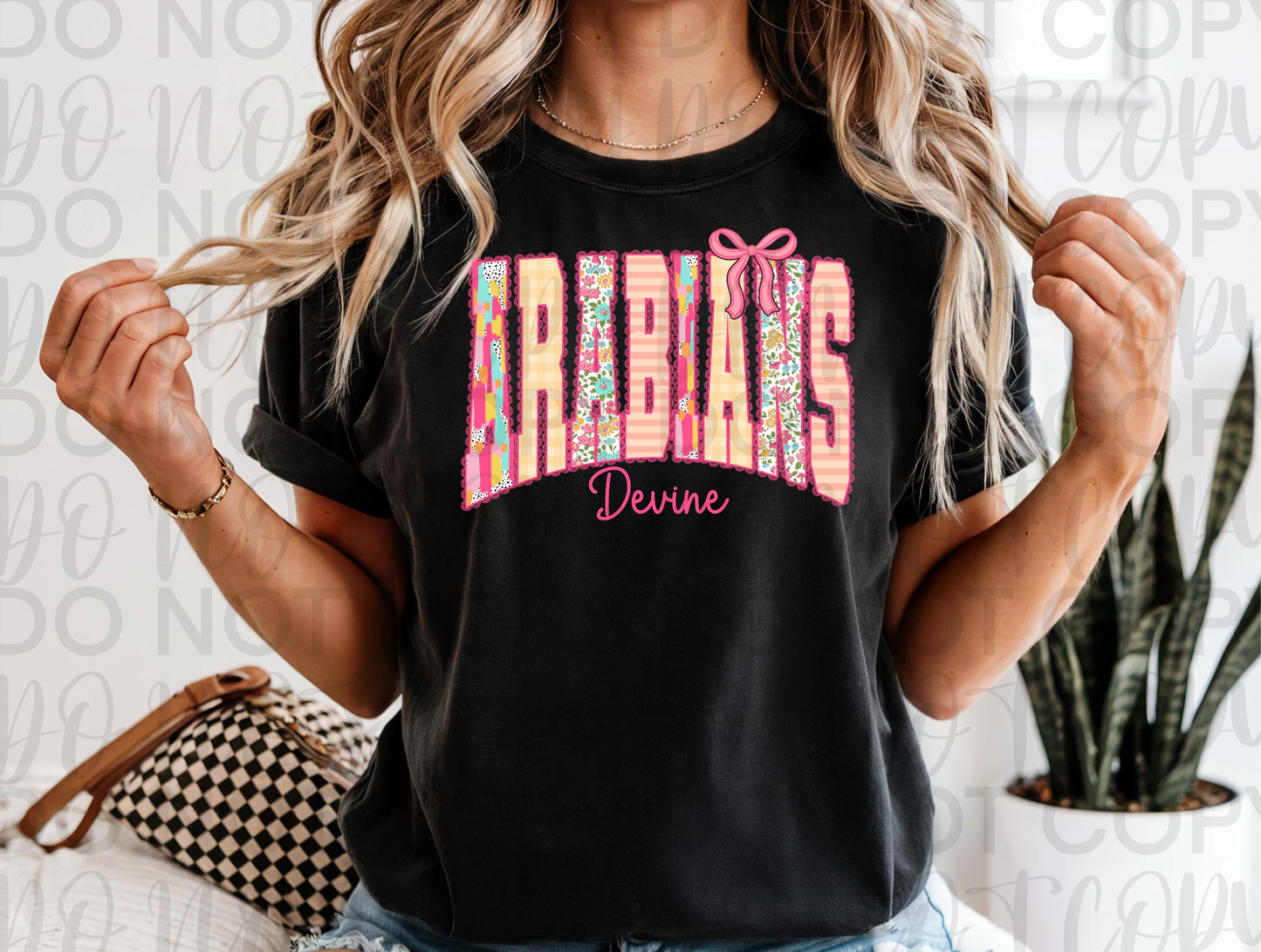 Pretty in Pink Arabians Spirit Tee